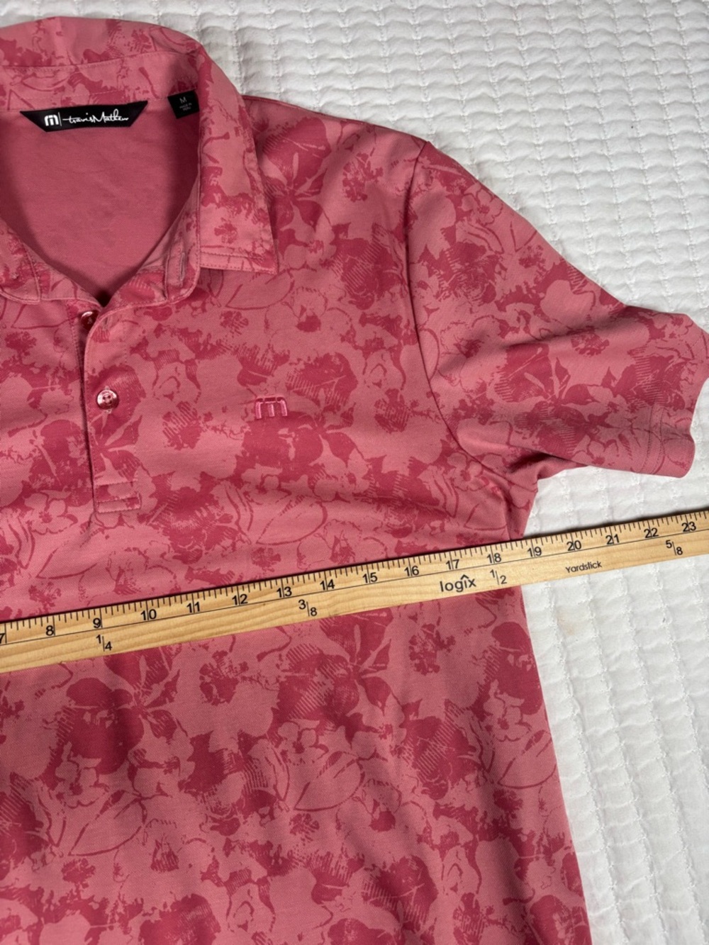 TravisMathew Pink Floral Golf Polo Shirt Medium - Picture 5 of 6